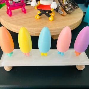 Easter 🐣 Tabletop Decoration- 5 Pastel Mini Carrots on shiny white glass base.